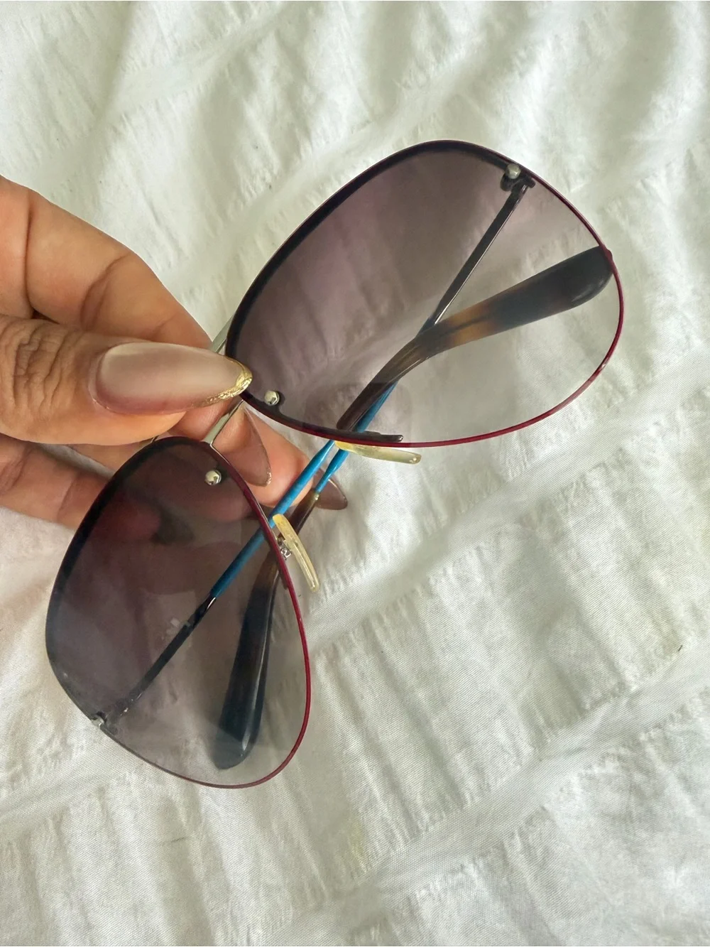 Marc Jacob Aviator Sunglasses in Red Frame Gradient Lenses